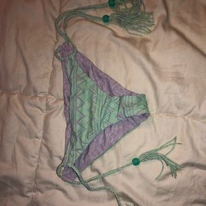 Reversible bathing suit bottoms